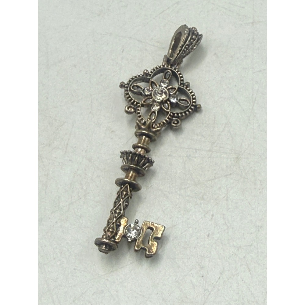 Vintage Ornate Skeleton Key Pendant Silver Tone Rhinestone Filigree Charm